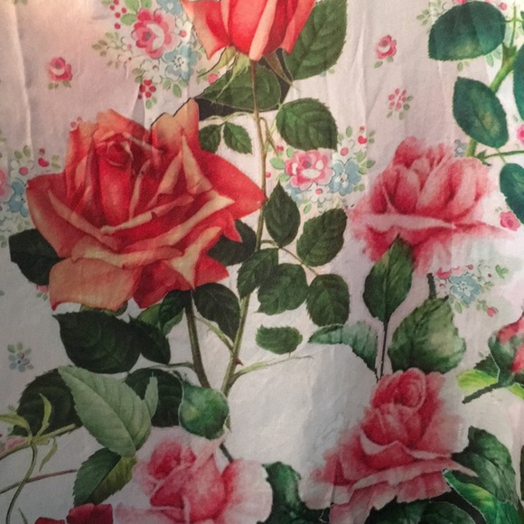 Johnny Was Roses Silk Tunic - Picture 6 of 6